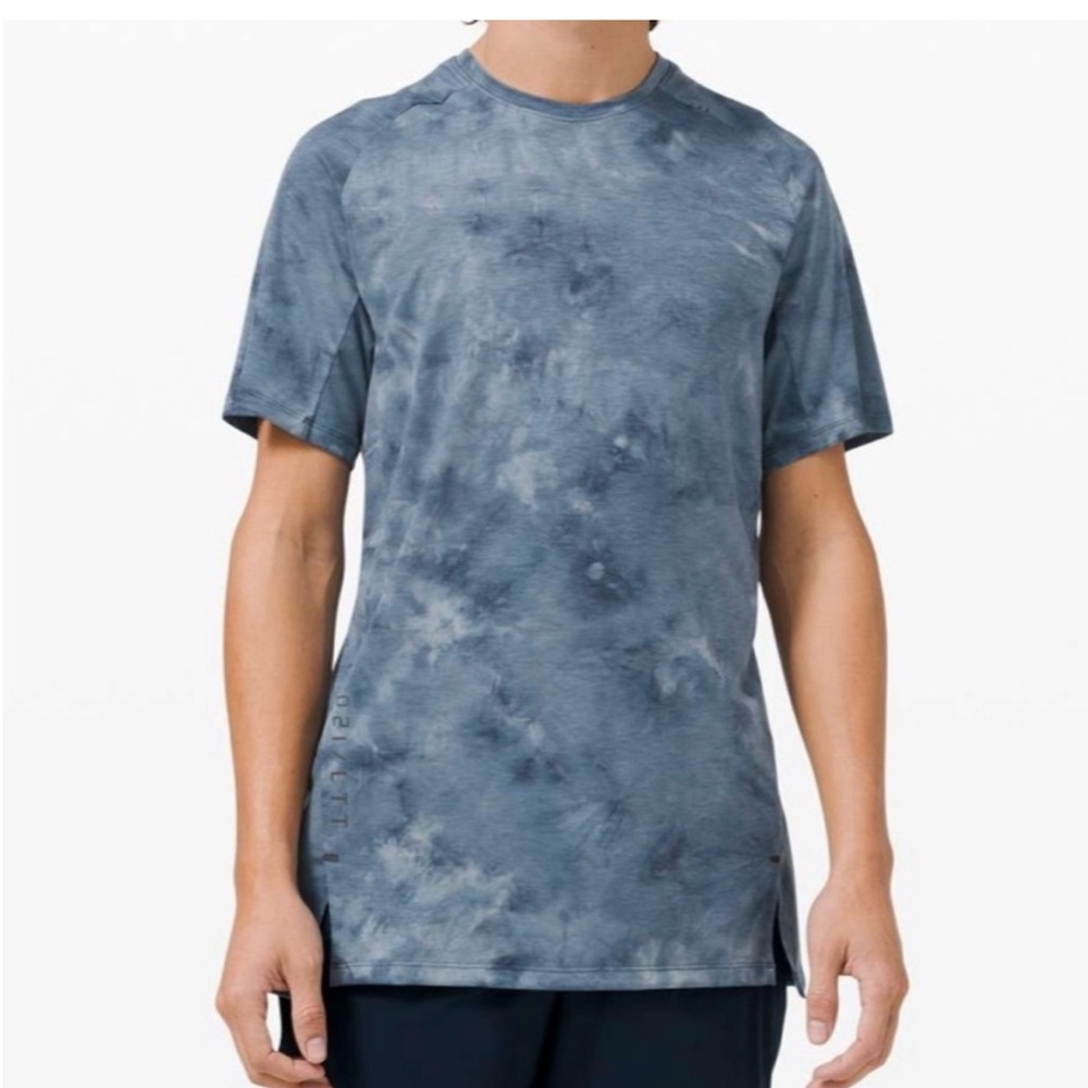 lululemon athletica Blue Tie-Dye Short Sleeve Tee